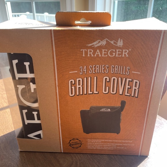 Traeger 34 series Grill Cover - Picture 1 of 3